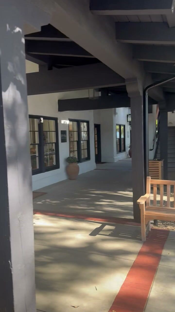 The timber arcade at Paseo 17
